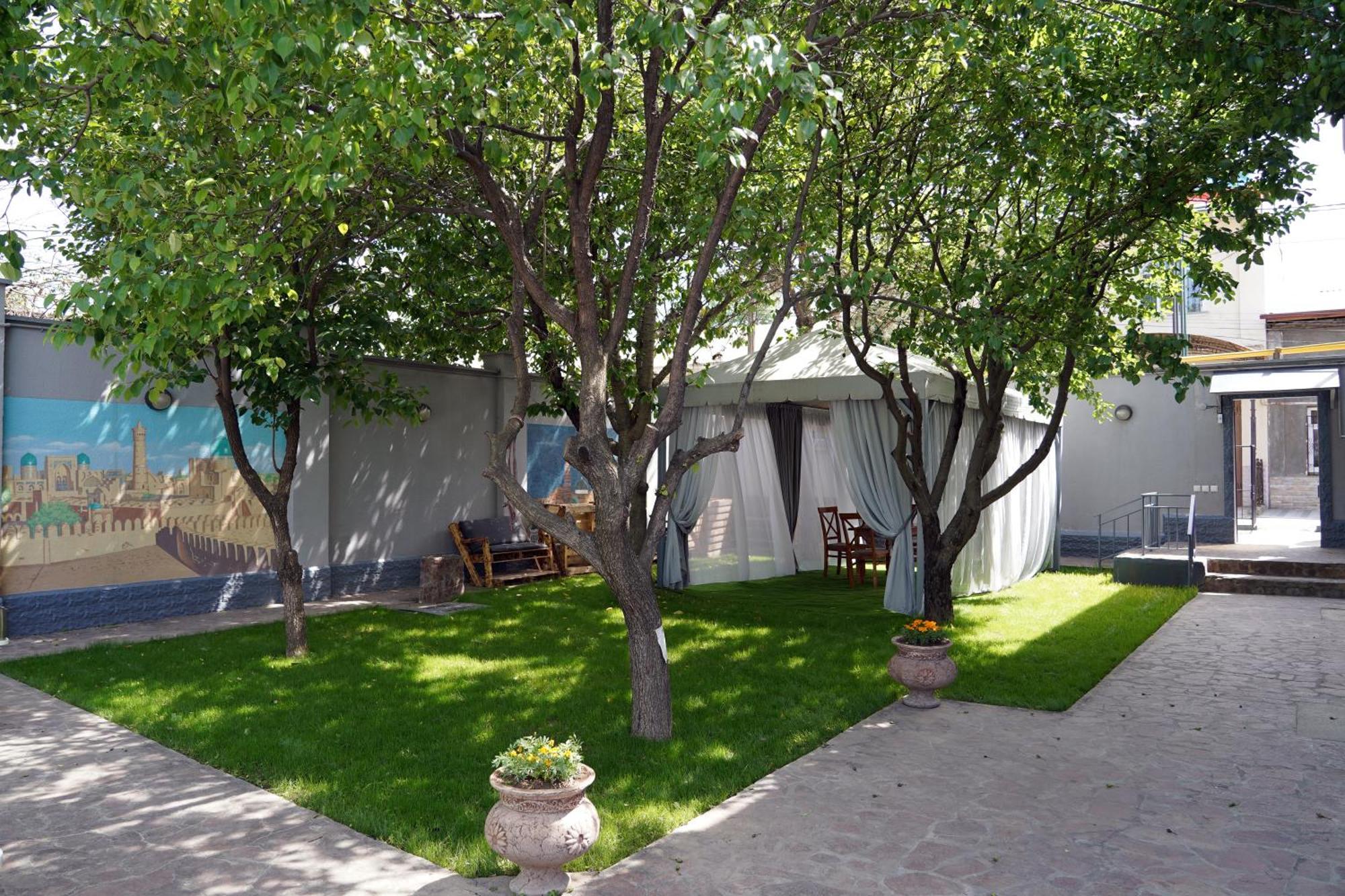 Hostel Premium Tashkent Exterior photo
